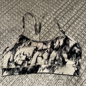 Lululemon Sports Bra Size 2